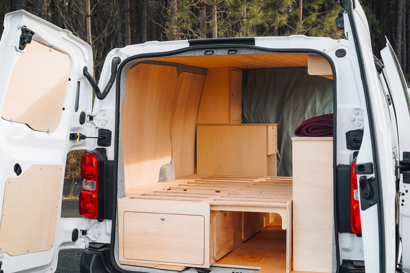 Kammbett B120 - Van-Umbau | Simple Vans