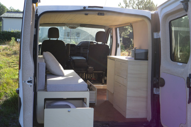 The Minimalist Complete Kit - Trafic 3 / Vivaro 2 Conversion