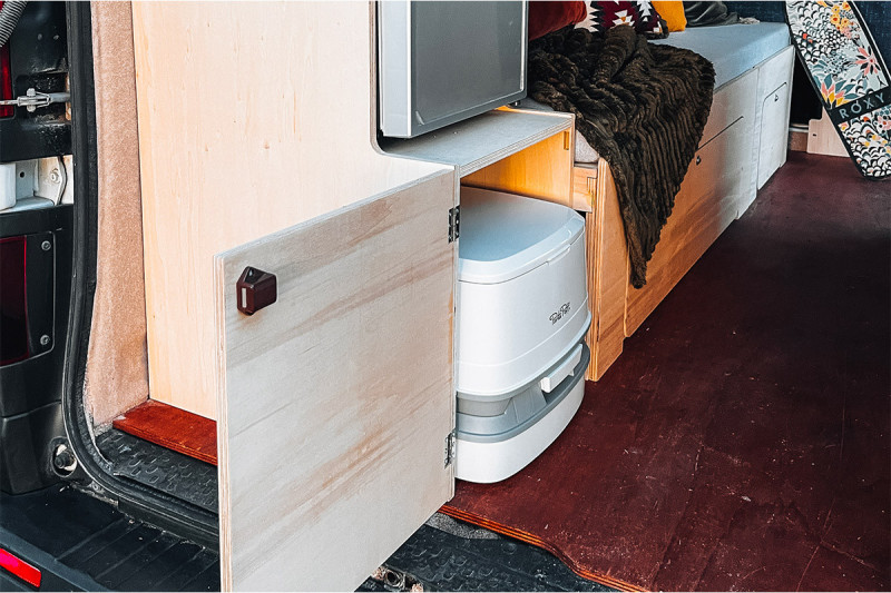 Große hintere Einheit C3 - Van-Umbau Expert / Jumpy | Simple Vans