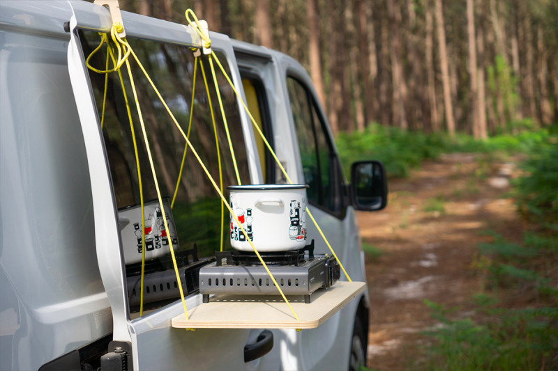 Hängender Tisch D3 - Van-Zubehör | Simple Vans