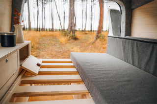 Compact Sliding Bed - B4