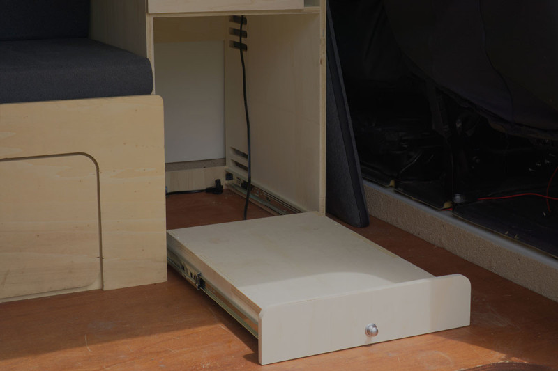 Plateau de Glacière D11 pour meuble de cuisine C5 | Simple Vans