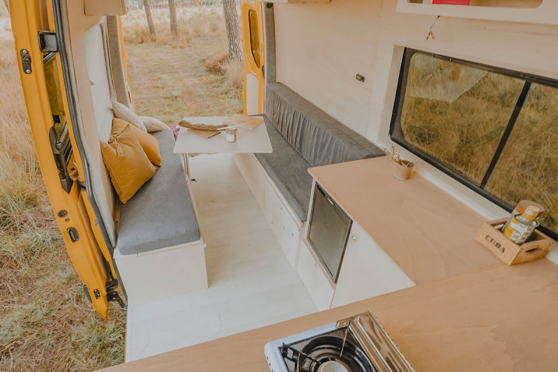 Lit Salon King PLUS BSL KING - Aménagement grands vans | Simple Vans