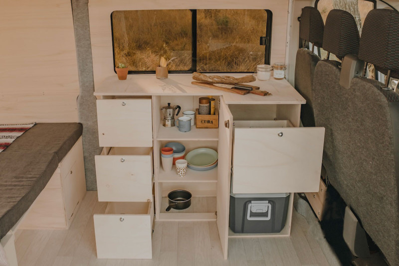 Komplettes Kit Essentials Plus - Großer Van-Umbau | Simple Vans