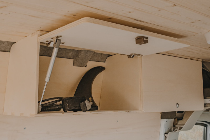 Grand Placard Haut PLUS EP1 - Aménagement grands vans | Simple Vans